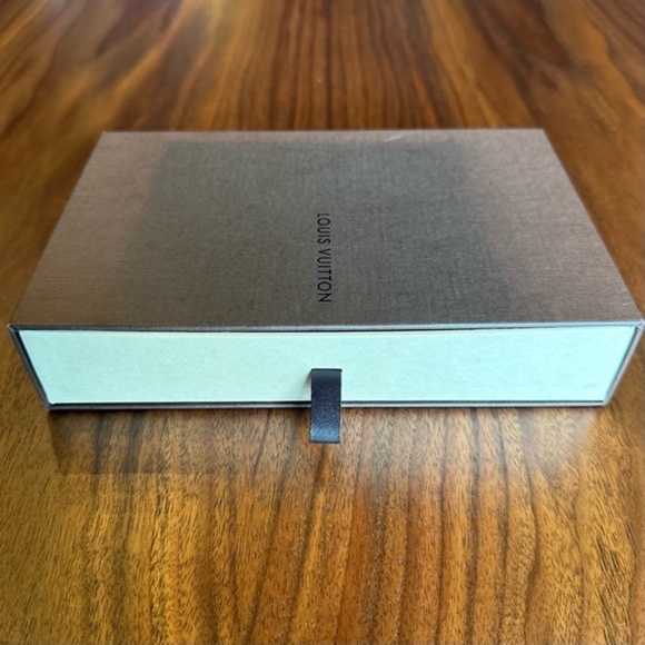 Louis Vuitton Monigram Laisse Baxter MM Pet Leash for Dogs M58056 - Picture 4 of 9